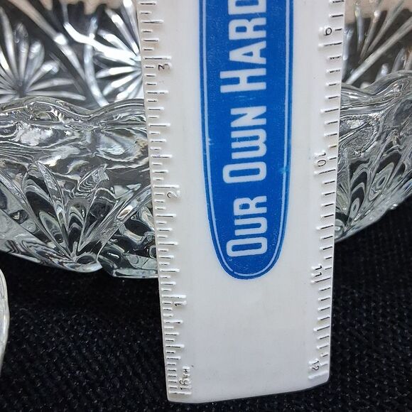 7pc. Anchor Hocking Crystal Dessert & 6 berry Bowls Starburst Medallio - Picture 5 of 8